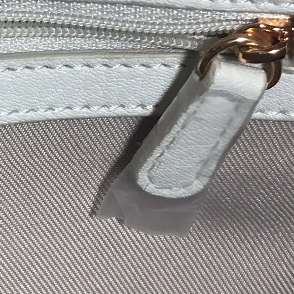 LC Lauren Conrad White Pink Floral Large Vegan Leather Tote Bag NWOT - Picture 10 of 15